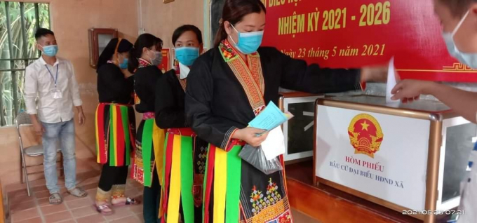 z2507718474035_ad7abce3e644c24adc8703afbc4321d9