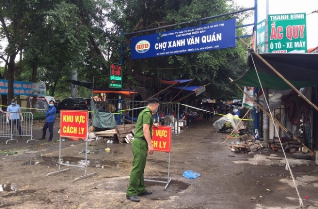 Hà Nội: Tạm phong toả chợ Xanh Văn Quán vì có ca nghi mắc Covid-19 ghé qua