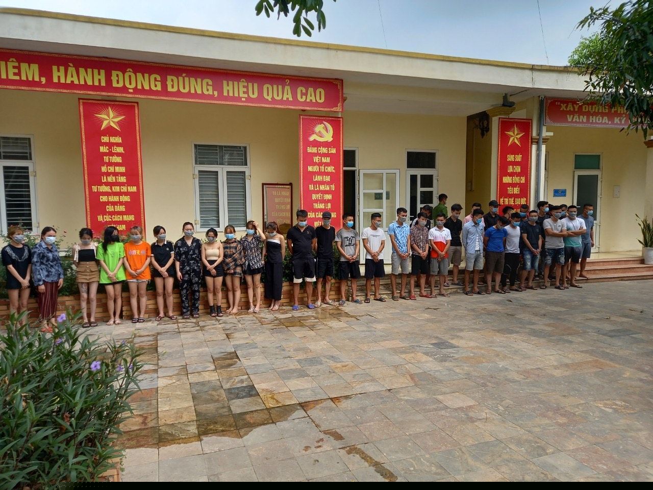 40 đối tượng đã có kết quả xét nghiệm ban đầu âm tính với COVID – 19