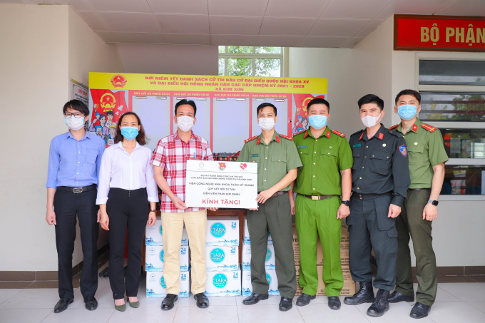 z2514068384495_13da1b1d1724a37db73d97e127fadbdc