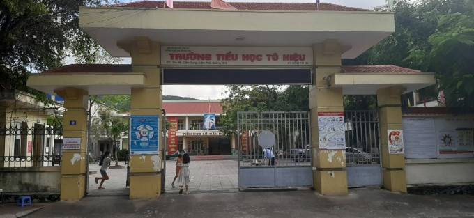 z2515743978120_a8f11521e5746d15459c1e47916fe076