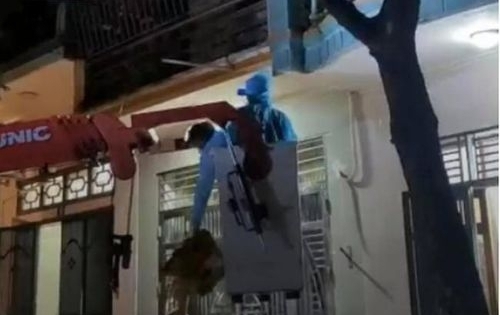 Một trường hợp F1 cố thủ trong nhà không chịu đi cách ly bị phạt 10 triệu đồng