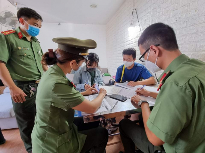 d8f8b1f240dbb585ecca