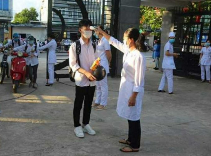 z2521640165020_5a065d559f6e22968544684e86485247