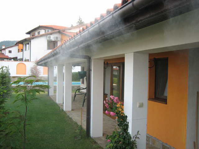 photo-1-16223724055831074179357