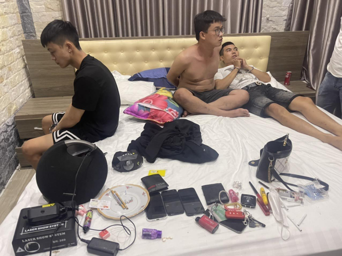 Hiện trường bay lắc trong nh&agrave; nghỉ