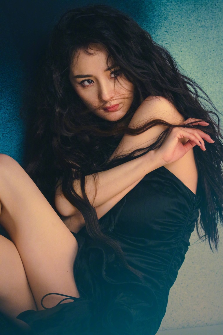 Dương Mịch không nhận thêm công việc trong thời gian tới để cân bằng cuộc sống cá nhân (Ảnh: Sohu).