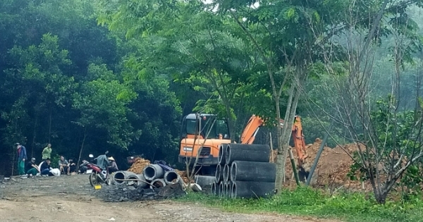 1 người tử vong khi xây cống để làm đường vào Công ty Cổ phần Bông Sen Vàng