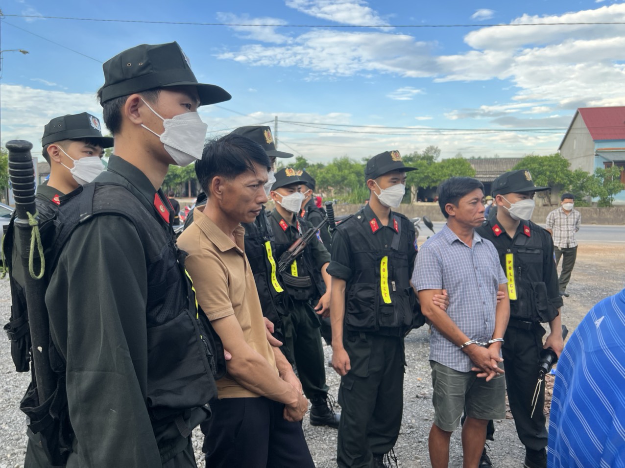 2 đối tượng Lê Văn Toản và Nguyễn Văn Thụ.