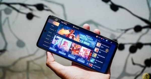 Điện thoại nào được sử dụng trong thể thao điện tử SEA Games 31?