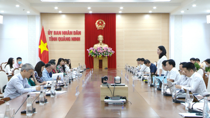 1969412_168_4086_01_mp4_00_00_00_22_still001_18423613