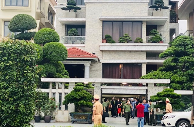 Quảng Ninh: Biệt thự