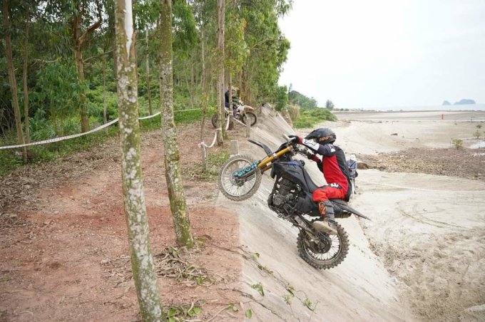 z3417483906240_e0714460d5bc3ef83504e0971eb6529a