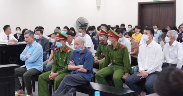 Cựu chủ tịch Tổng công ty VEAM cùng 16 đồng phạm hầu tòa trong vụ thất thoát gần 300 tỷ đồng