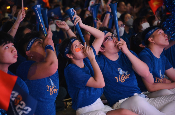 9F15B3F1-9D06-4F00-972E-1519FC9F8528.