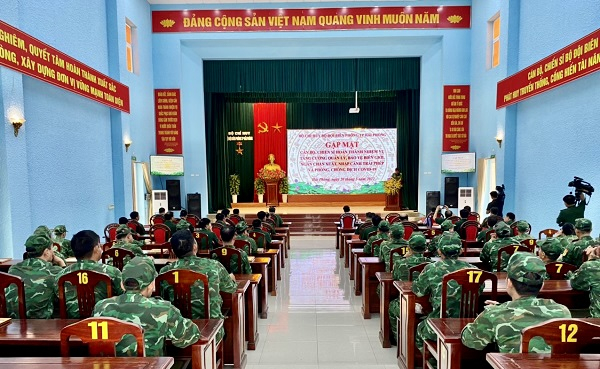 Quang cảnh buổi gặp mặt.