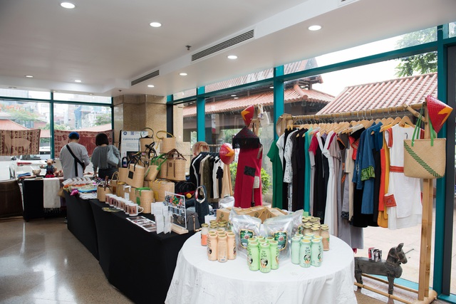 Chợ phiên đặc biệt với chủ đề