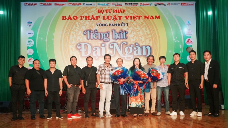 25 th&iacute; sinh xuất sắc v&agrave;o b&aacute;n kết 2 Li&ecirc;n hoan &ldquo;Tiếng h&aacute;t Đại Ng&agrave;n&rdquo; to&agrave;n quốc ảnh 1