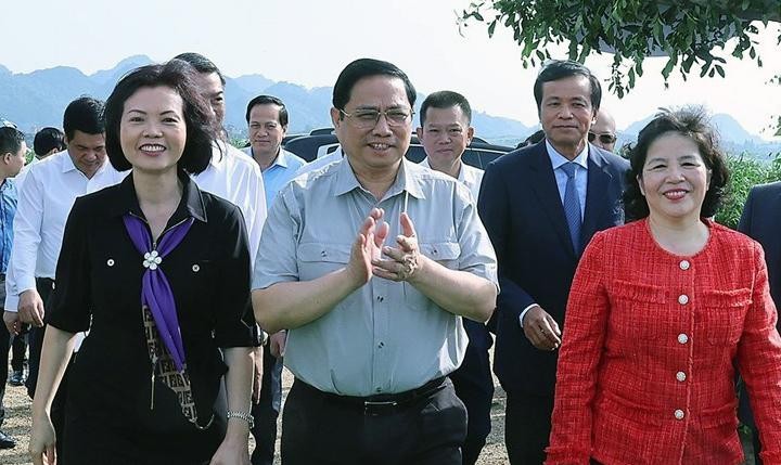 Thủ tướng Phạm Minh Ch&iacute;nh dự Lễ khởi c&ocirc;ng tổ hợp Thi&ecirc;n đường sữa Mộc Ch&acirc;u ảnh 1