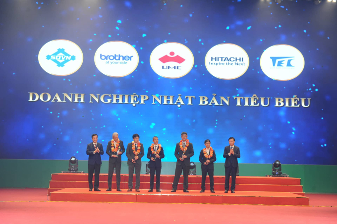 Tại sự kiện UBND tỉnh Hải Dương đ&atilde; vinh danh một số doanh nghiệp Nhật Bản ti&ecirc;u biểu.