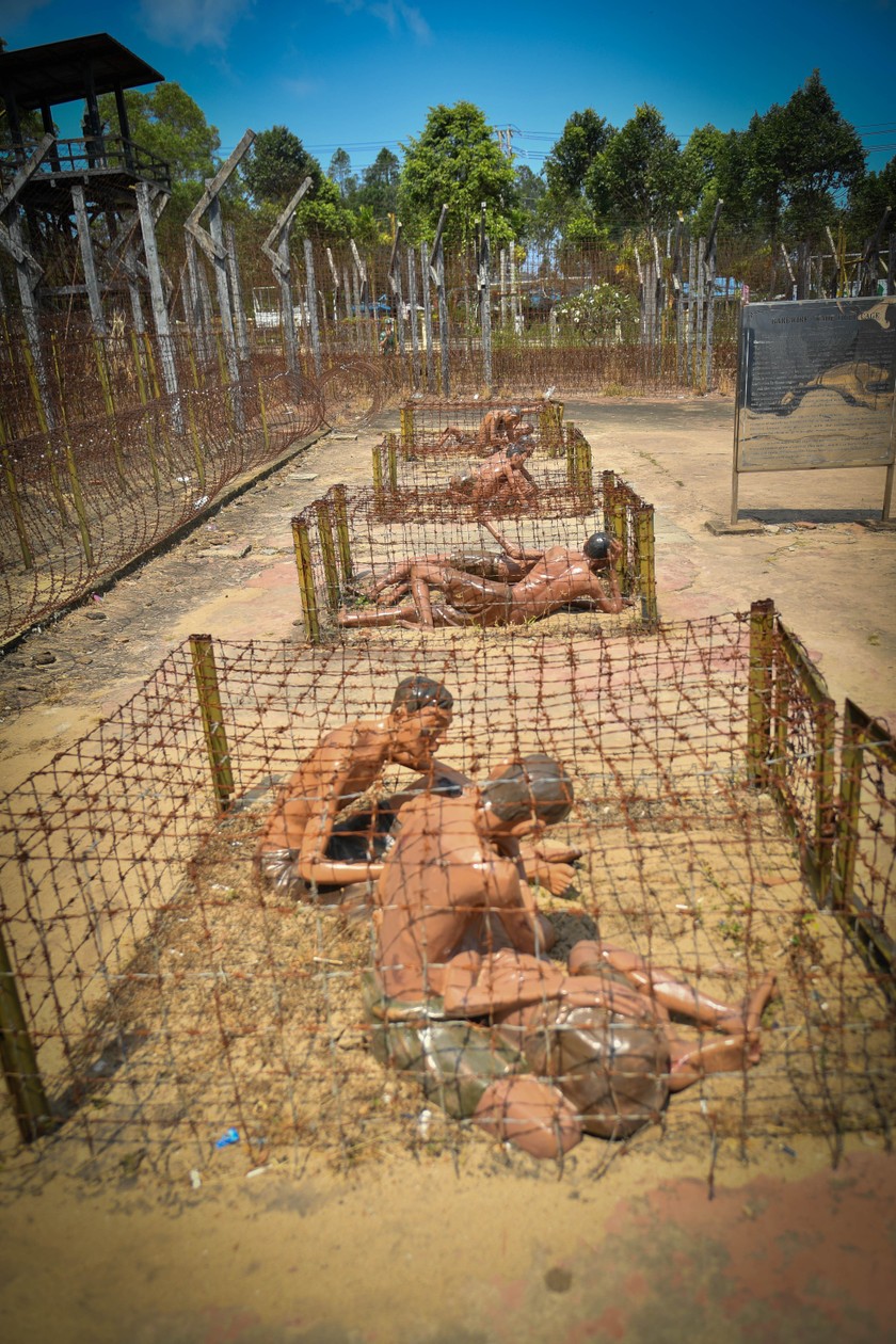 Kh&iacute; tiết người cộng sản nơi nh&agrave; giam đế quốc ảnh 2