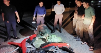 Hà Tĩnh: Bắt nóng đối tượng vận chuyển gần 33.000 viên ma túy tổng hợp