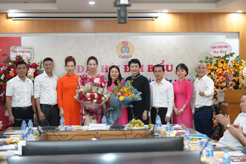 tang-hoa-tri-an-ban-chap-hanh-nhiem-ky-2020-2023-8118