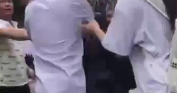 Quảng  Ninh: Làm rõ nguyên nhân việc 2 người lớn đánh một học sinh lớp 11 của trường THPT Trần Nhân Tông