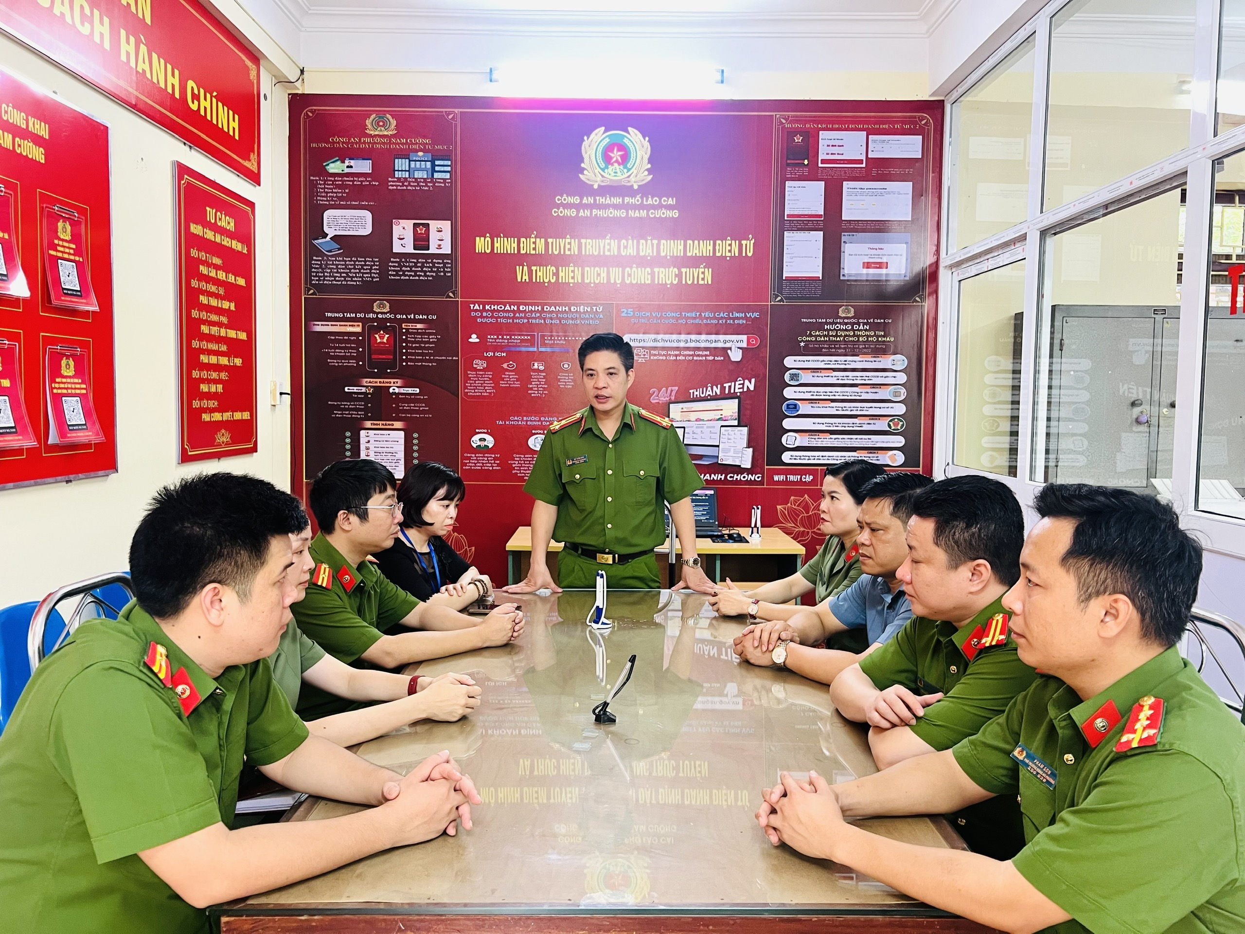 5033E54A-BEE9-4B3B-8883-DBE1A5704E6A.