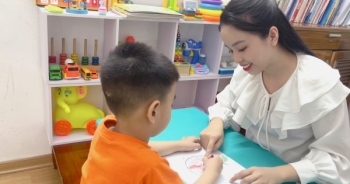 Nghị lực phi thường từ những giáo viên dạy trẻ tự kỷ