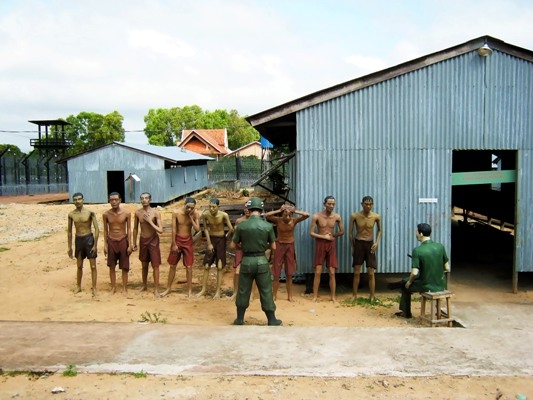 Quang cảnh b&ecirc;n trong nh&agrave; t&ugrave; Ph&uacute; Quốc.