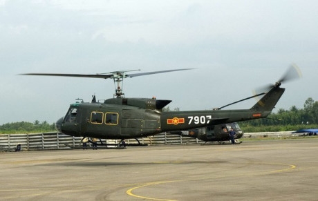 Việt Nam sẽ mua th&ecirc;m trực thăng UH-1 của Mỹ?