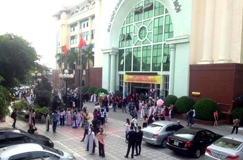 Trường ĐH Kinh doanh v&agrave; C&ocirc;ng nghệ H&agrave; Nội vừa k&yacute; th&ocirc;ng b&aacute;o tuyển sinh đ&agrave;o tạo ng&agrave;nh Y đa khoa. (Ảnh: Gi&aacute;o dục &amp;amp;amp; Thời đại)