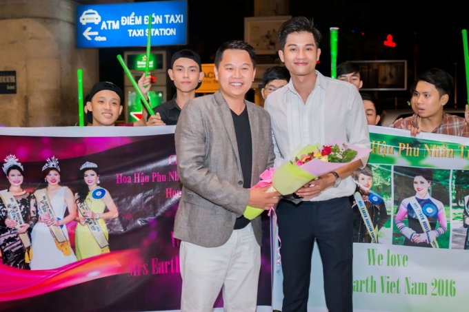 Đinh Minh Qu&acirc;n v&agrave; Ph&oacute; BTC Duy Cổ.