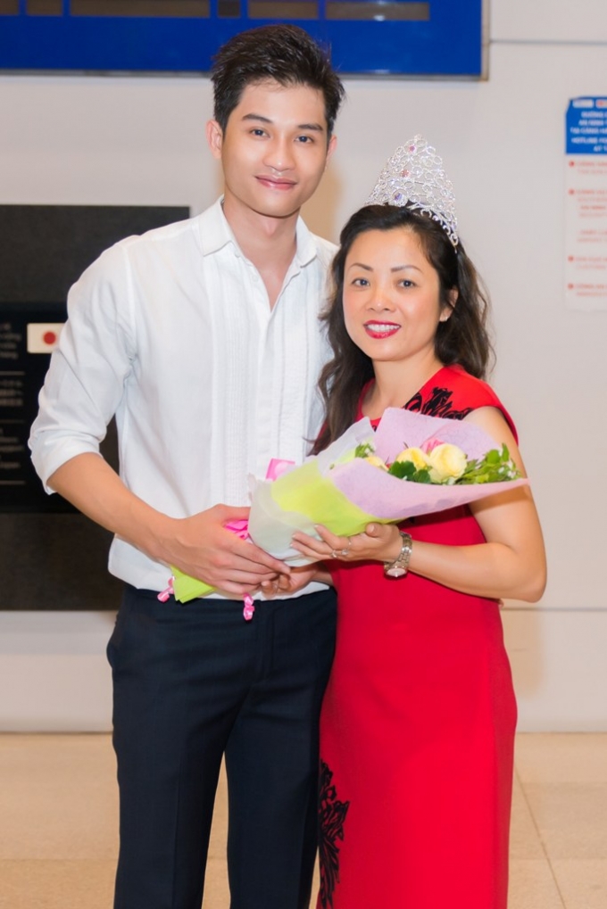 Hoa Hậu Phu Nh&acirc;n Đ&ocirc;ng Nam &Aacute; tại Mỹ - Đinh Ngọc Lan