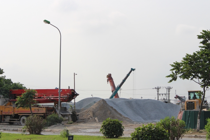 Giờ đ&acirc;y, trạm trộn hoạt động cầm chừng, sản xuất b&ecirc; t&ocirc;ng chủ yếu cũng cấp cho một số c&ocirc;ng tr&igrave;nh x&acirc;y dựng tr&ecirc;n địa b&agrave;n quận Nam Từ Li&ecirc;m.