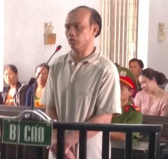 Phạm Anh T&igrave;nh tại phi&ecirc;n x&eacute;t xử.