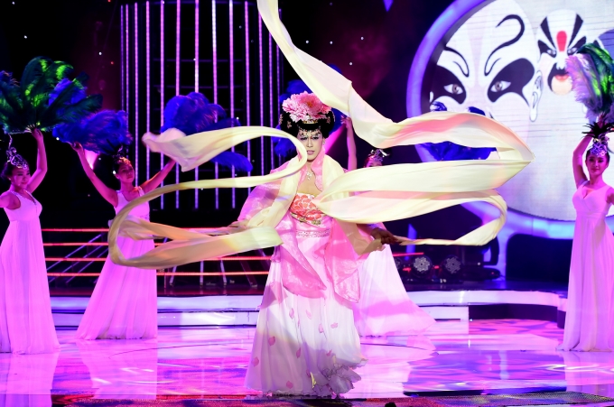 Biểu diễn tiết mục chưa từng c&oacute;, Phan Ngọc Lu&acirc;n chiến thắng tuần 8 Gương mặt th&acirc;n quen