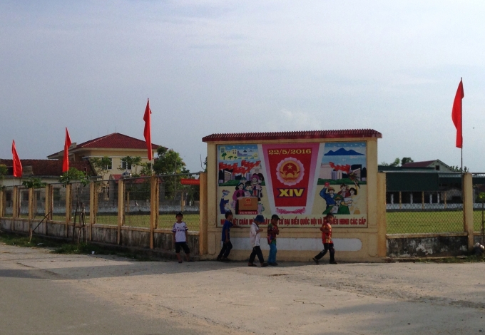 X&atilde; c&oacute; 8 di t&iacute;ch lịch sử văn h&oacute;a, 6 B&agrave; mẹ Việt Nam anh h&ugrave;ng, hơn 200 thương binh liệt sỹ, được Đảng, Nh&agrave; nước trao tặng danh hiệu Anh h&ugrave;ng lực lượng vũ trang nh&acirc;n d&acirc;n.