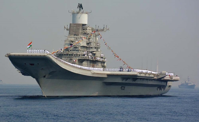 T&agrave;u s&acirc;n bay INS Vikramaditya (Ảnh: AFP).