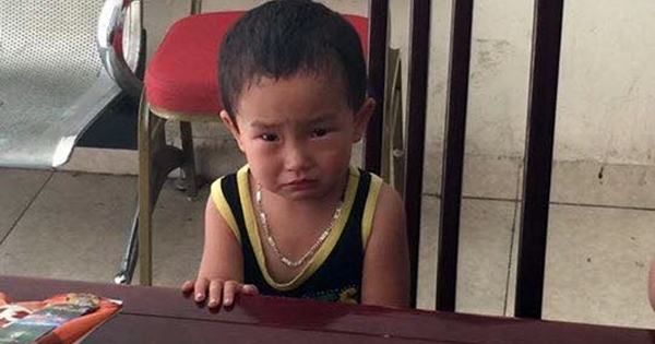 Một người Hải Phòng ngỏ lời nhận nuôi bé 2 tuổi bị bỏ rơi ở quán phở