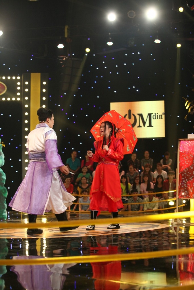 L&acirc;m Vỹ Dạ h&oacute;a th&acirc;n th&agrave;nh ph&aacute;p sư m&ecirc; trai.