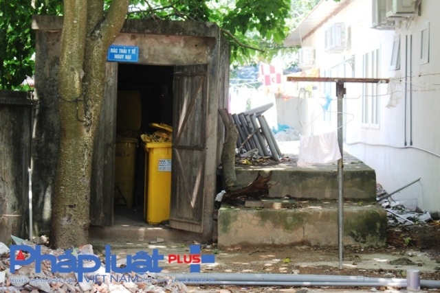 Khu xử l&yacute; chất thải y tế, nước thải y tế.