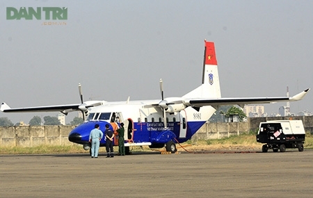 Máy bay CASA mất liên lạc khi tìm kiếm phi công Khải