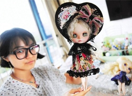 Nữ sinh kiếm bộn tiền nhờ nghề chơi c&ugrave;ng b&uacute;p b&ecirc;