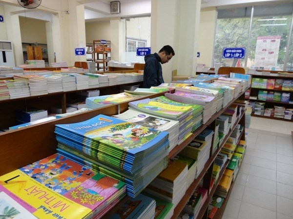 Bộ 39 ti&ecirc;u ch&iacute; được chia th&agrave;nh 5 nh&oacute;m để đ&aacute;nh gi&aacute; SGK gi&aacute;o dục phổ th&ocirc;ng v&agrave; l&agrave; căn cứ để gi&aacute;o vi&ecirc;n, nh&agrave; trường tham khảo khi chọn s&aacute;ch đ&atilde; được Bộ GD ph&ecirc; duyệt để dạy học trong trường. Ảnh: Internet.