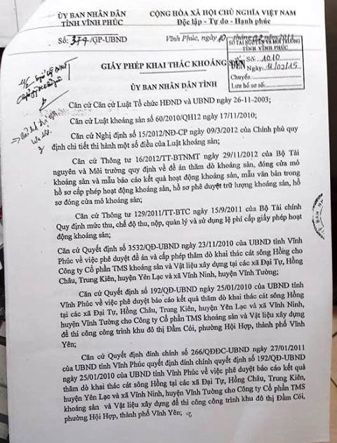 Dựa v&agrave;o giấy ph&eacute;p khai th&aacute;c kho&aacute;ng sản số 374/GP-UBND m&agrave; UBND tỉnh Vĩnh Ph&uacute;c cấp, c&ocirc;ng ty TMS đ&atilde; ngang nhi&ecirc;n khai th&aacute;c c&aacute;t ở địa b&agrave;n H&agrave; Nội.