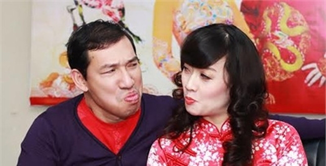 Quang Thắng v&agrave; V&acirc;n Dung l&agrave; đ&ocirc;i bạn diễn ăn &yacute; tr&ecirc;n s&acirc;n khấu.