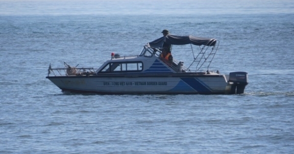 Đã tìm thấy thi thể nam thanh niên bị sóng cuốn trôi khi tăm biển ở Huế