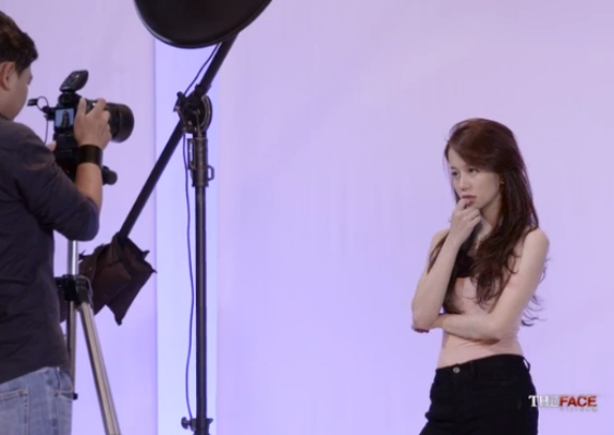 An Nguy ho&agrave;n to&agrave;n l&eacute;p vế so với c&aacute;c th&iacute; sinh kh&aacute;c về mặt ngoại h&igrave;nh v&agrave; chuy&ecirc;n m&ocirc;n.